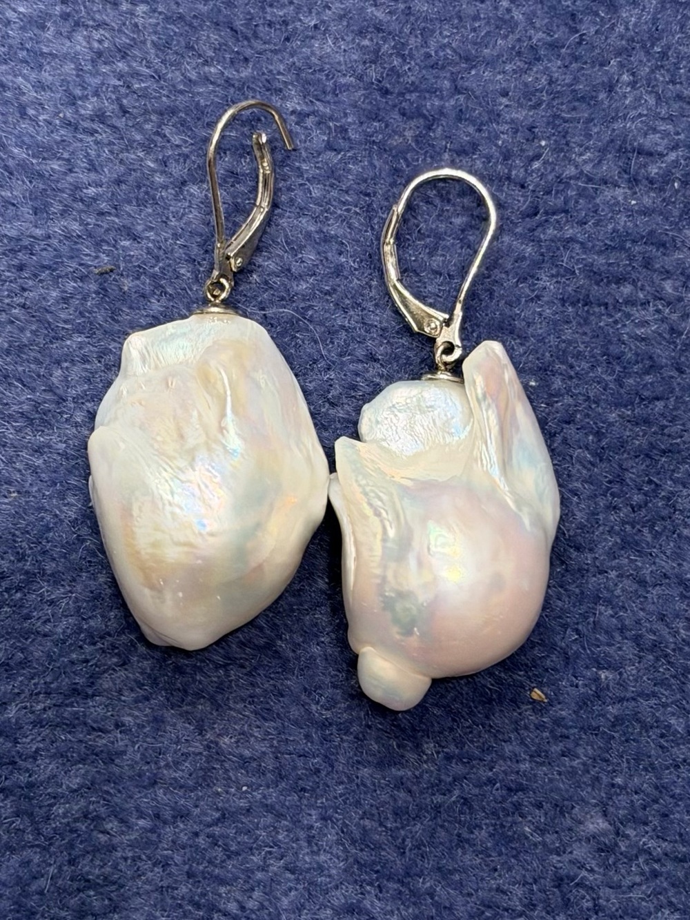 Reliquia Jewellery Cocoon Pearl Earrings in Silver